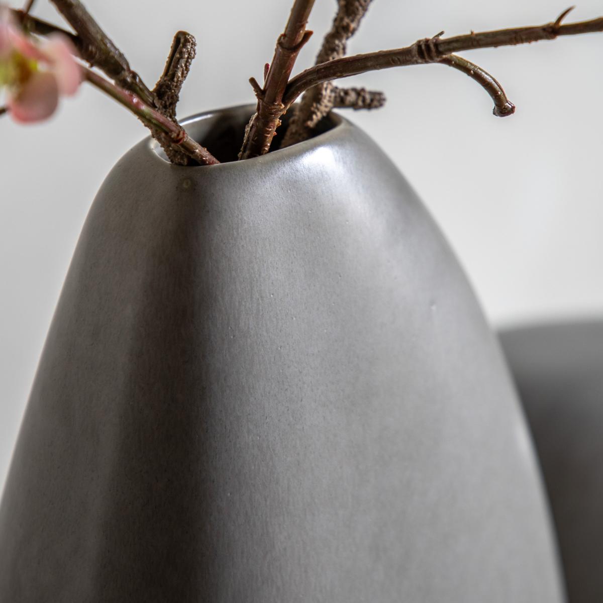 Yui Large Pebble Vase – image 3