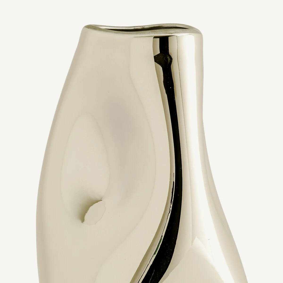 Cozi 43cm High Hand-Blown Metallic Glass Vase – image 4