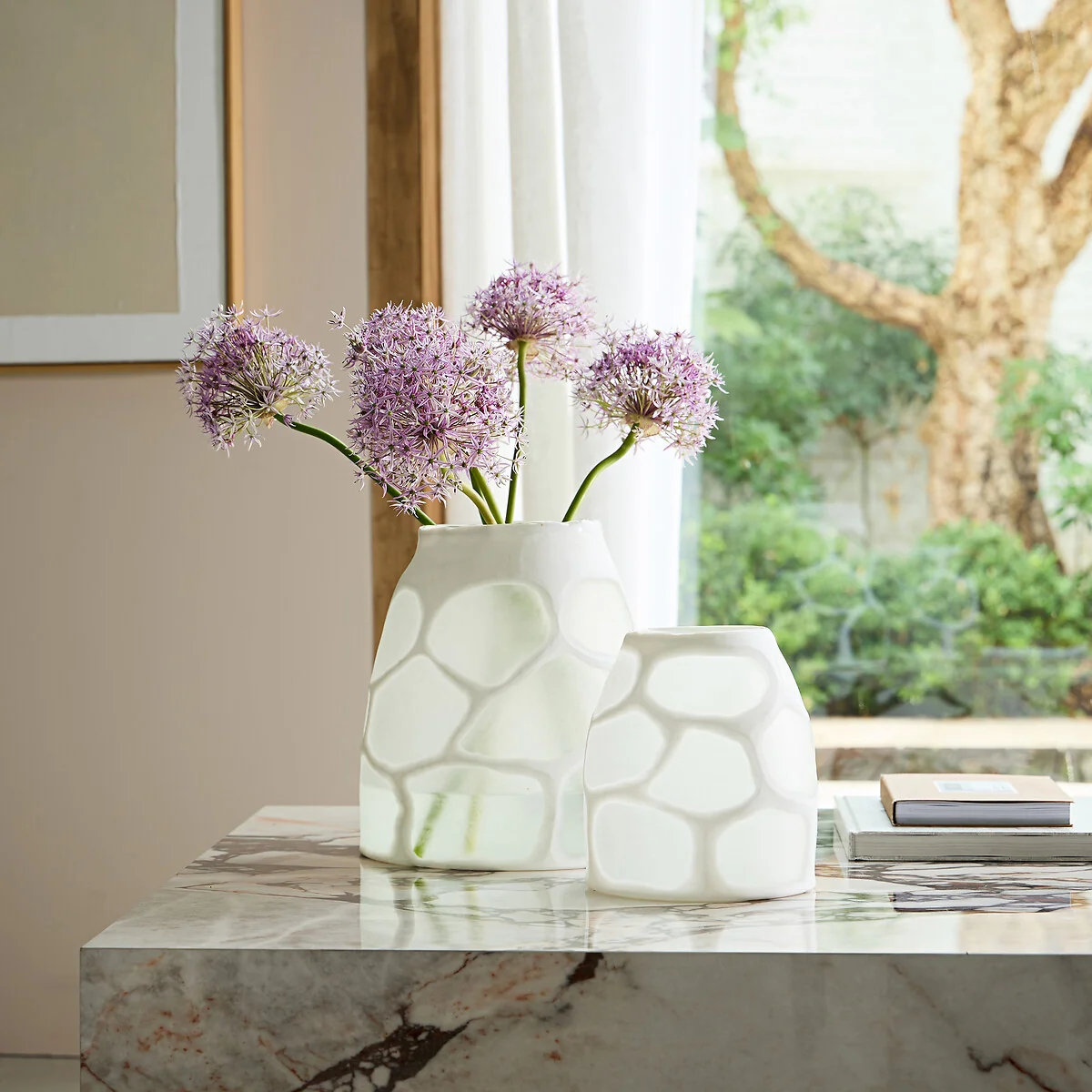 Arca Frosted Glass Vase, H28cm – image 2