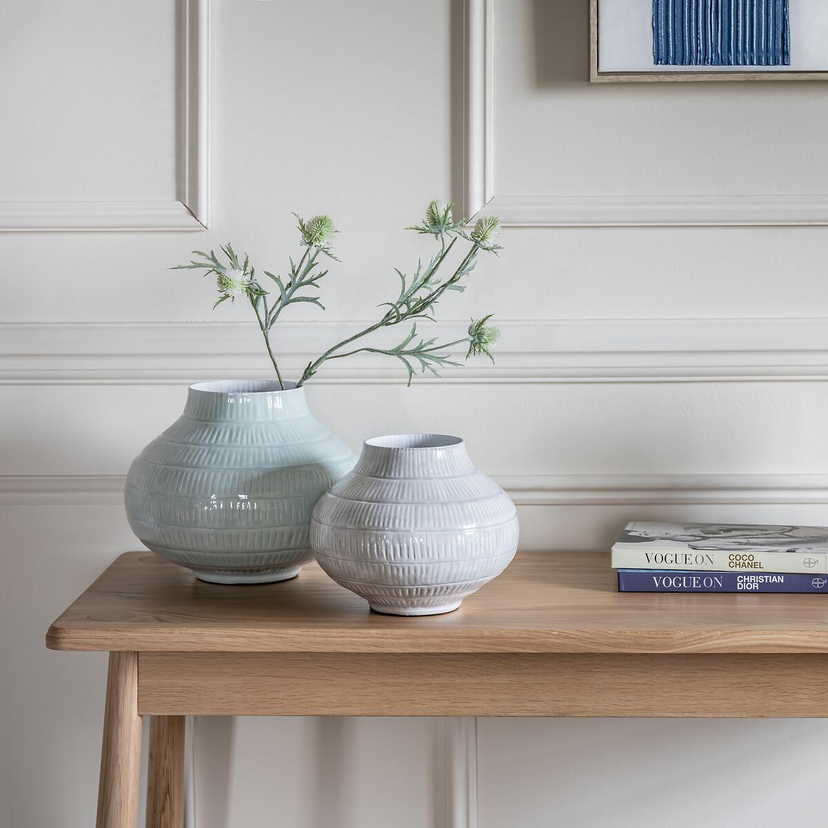 16cm Walton Textured Iron Vase – image 3