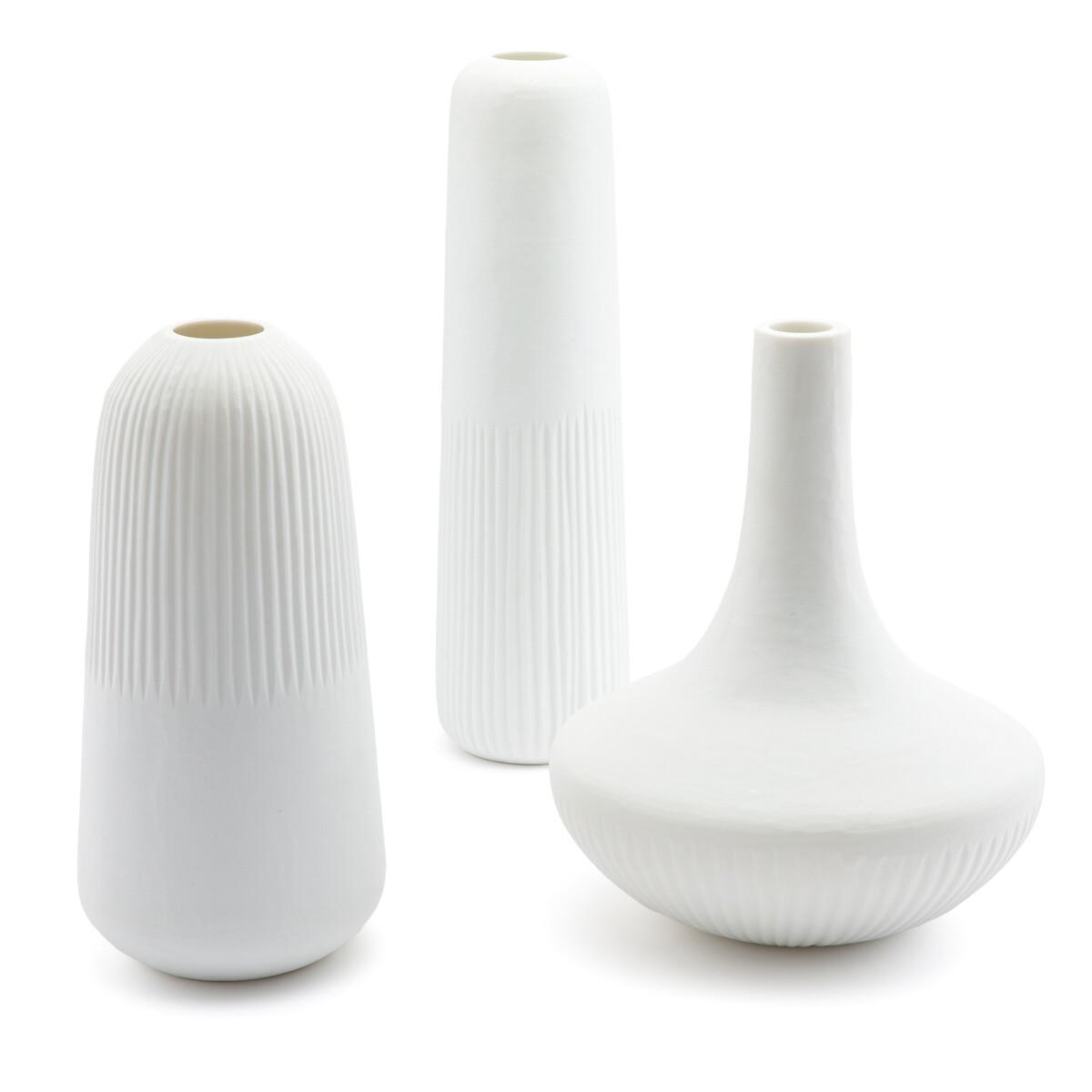Mistrie Opaque Striated Glass Vase – image 4