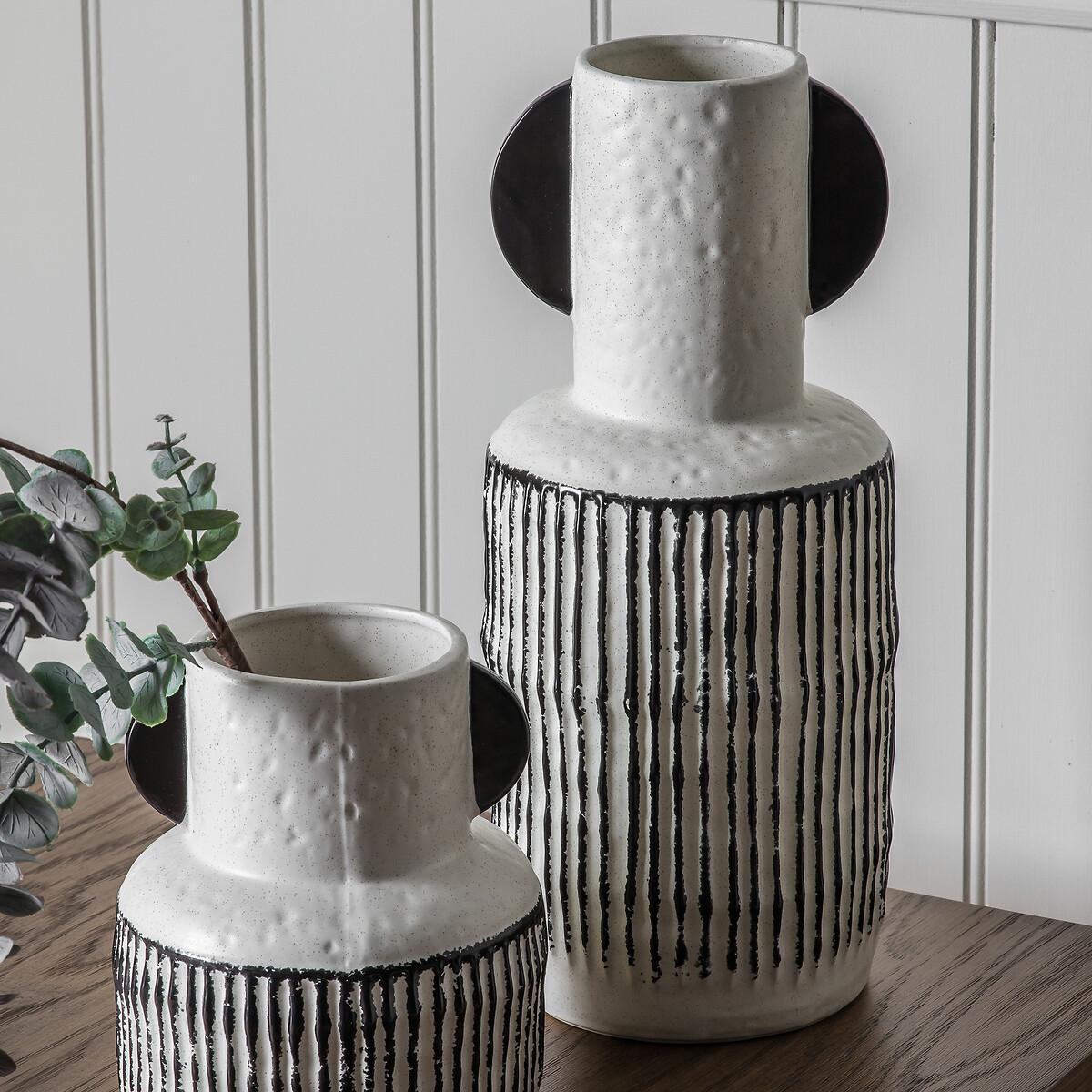41cm Textured Vase – image 2