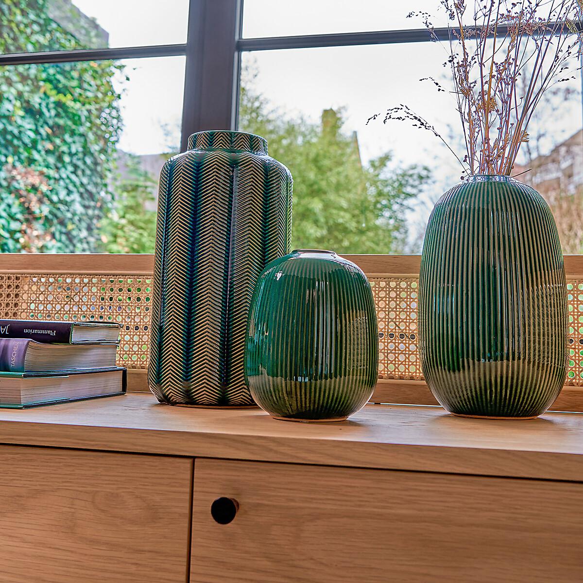 Estria Ceramic Vase. – image 7