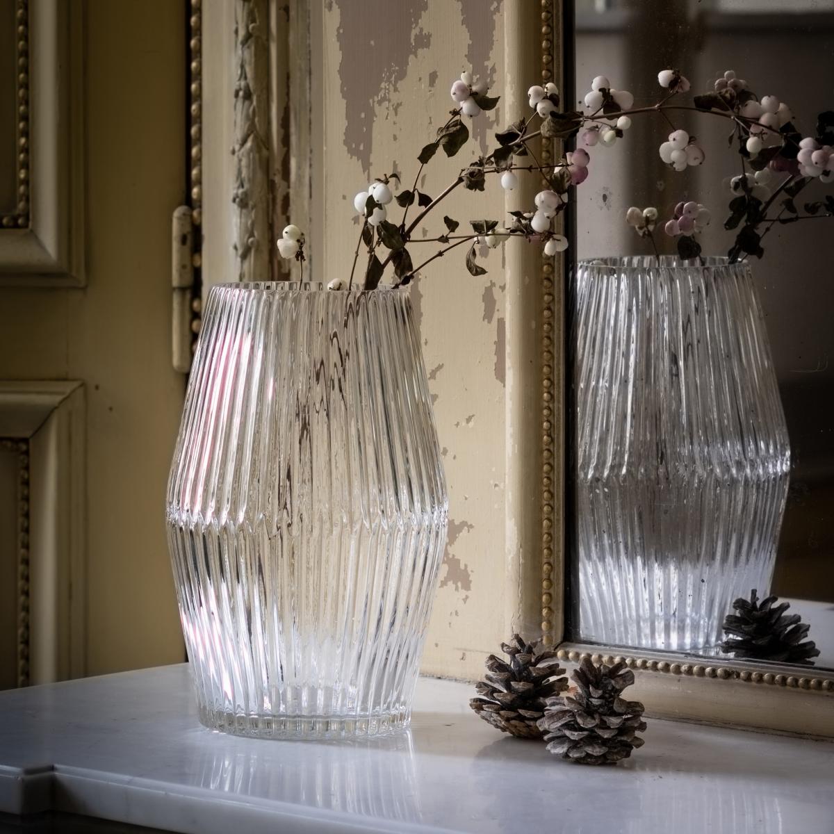 Afa 25cm High Cylindrical Grooved Glass Vase – image 12