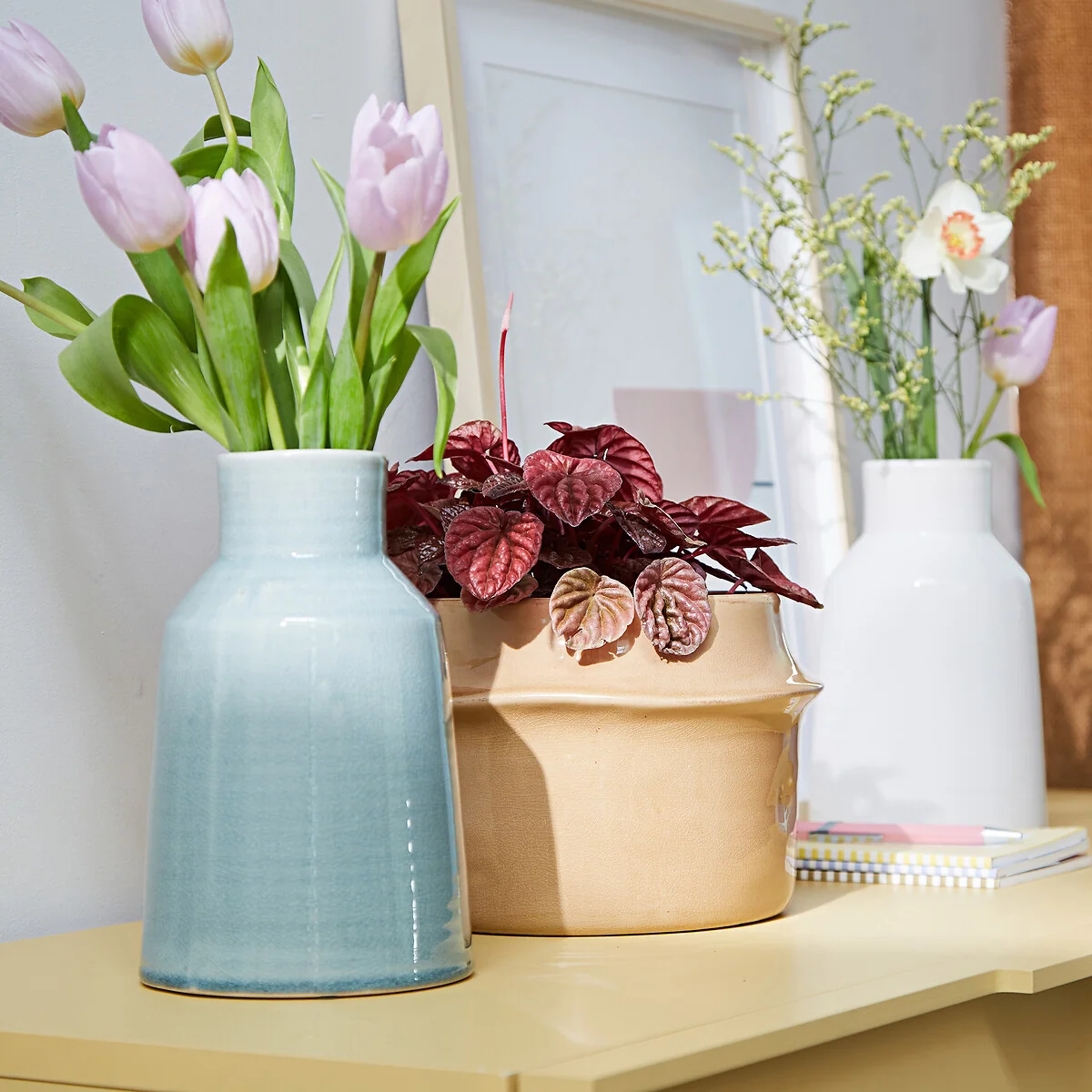 Pastela 23cm High Ceramic Vase – image 2
