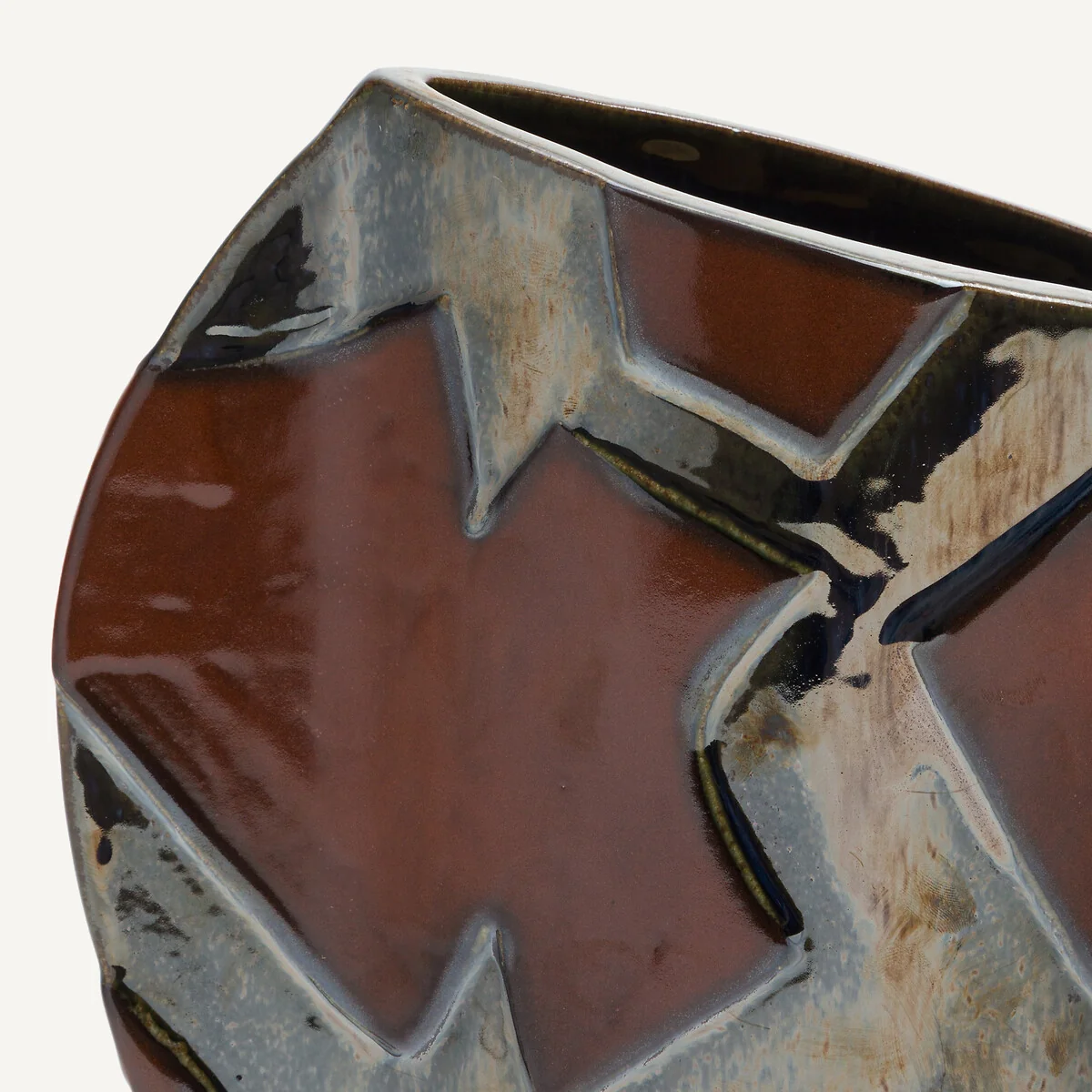 Iridyo Hand-Painted Ceramic Vase – image 4