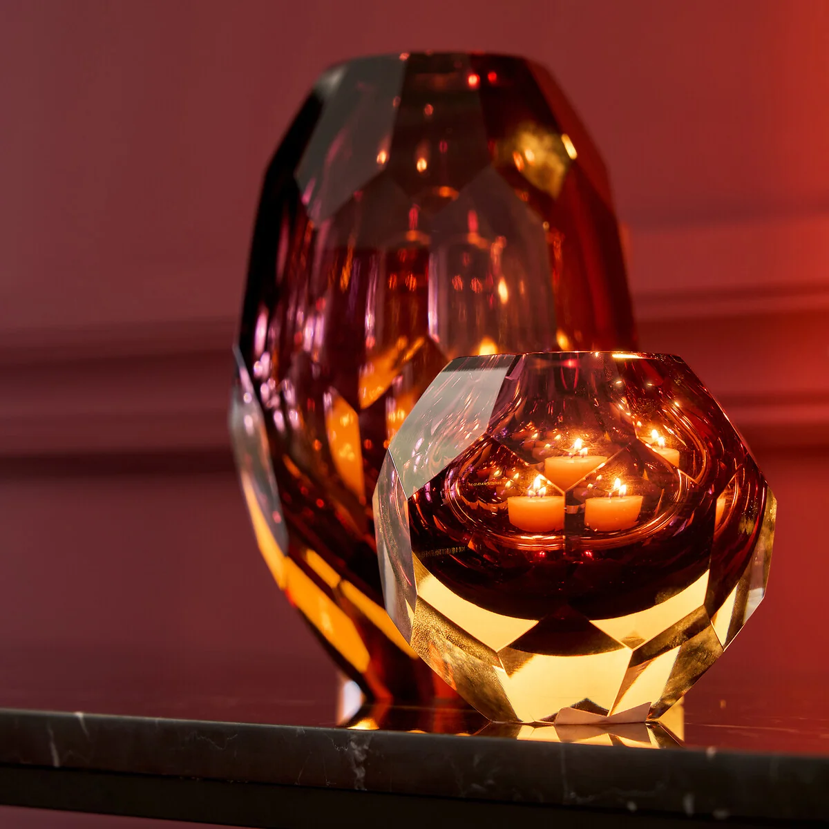 Veneto Burgundy Vase in Thick Glass – image 2