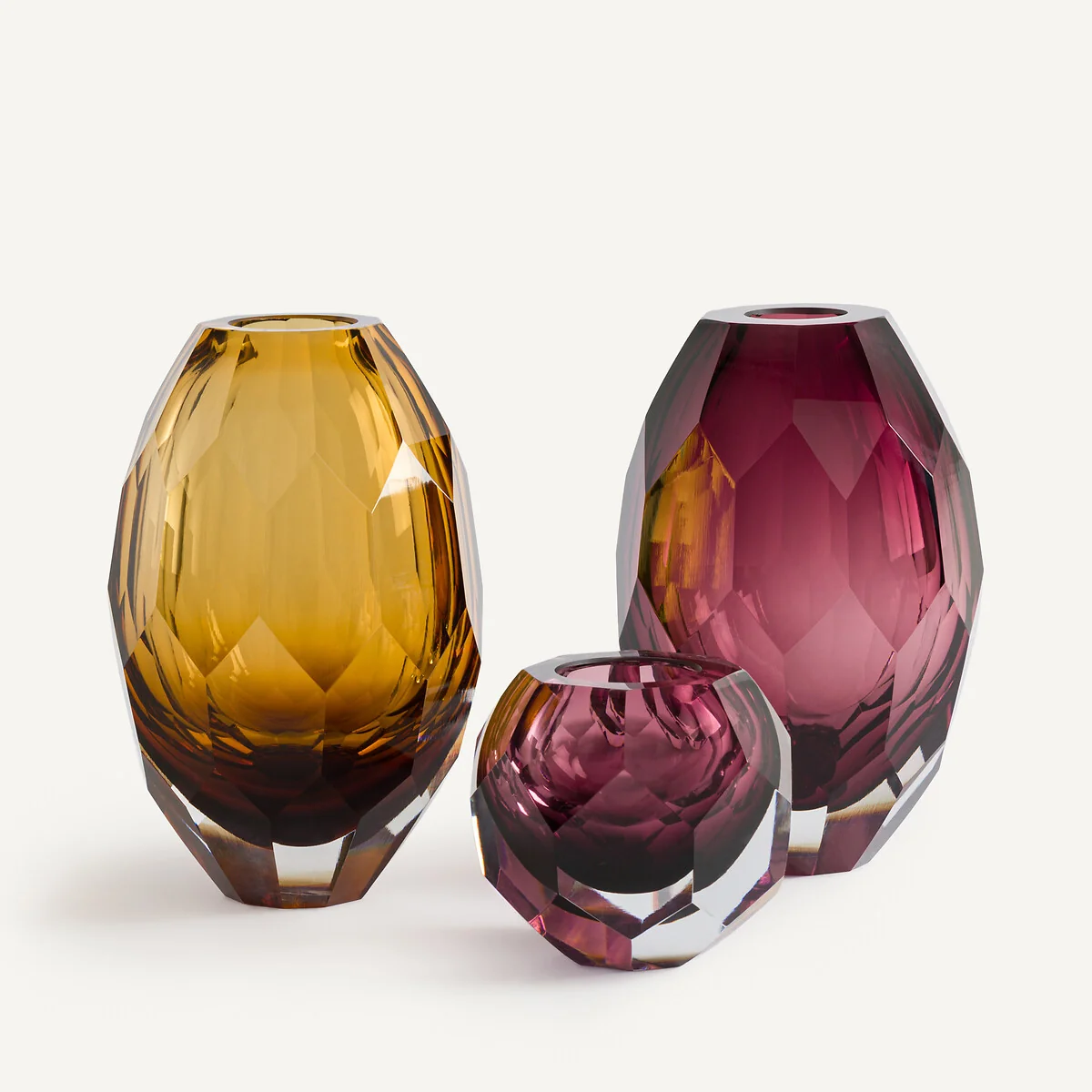 Veneto Burgundy Vase in Thick Glass – image 5