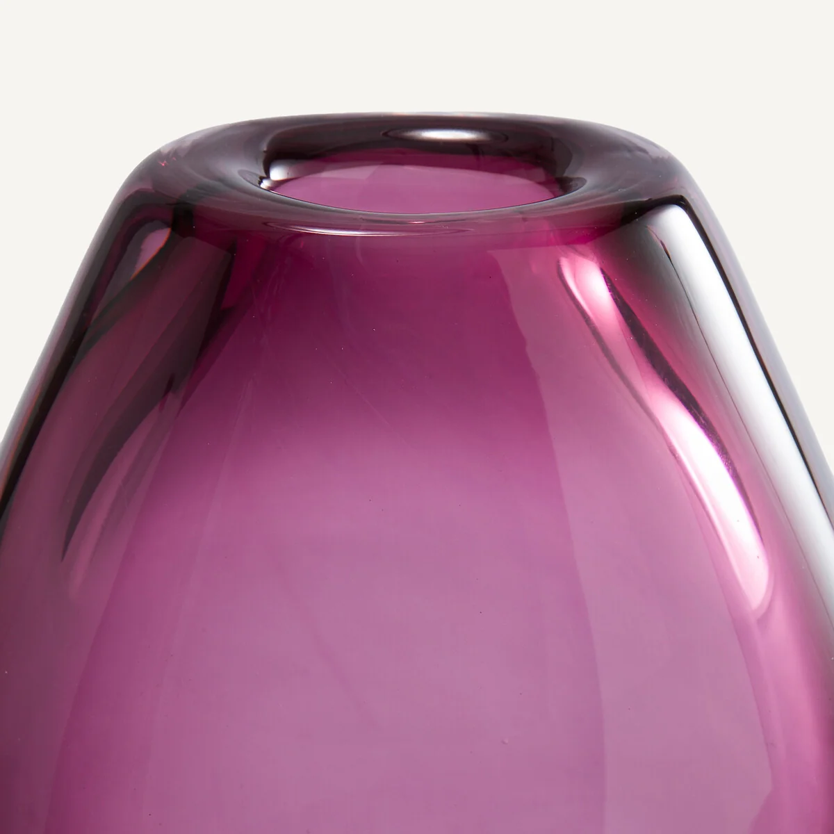 Myra Vase in Hand-Blown Glass H20cm – image 4