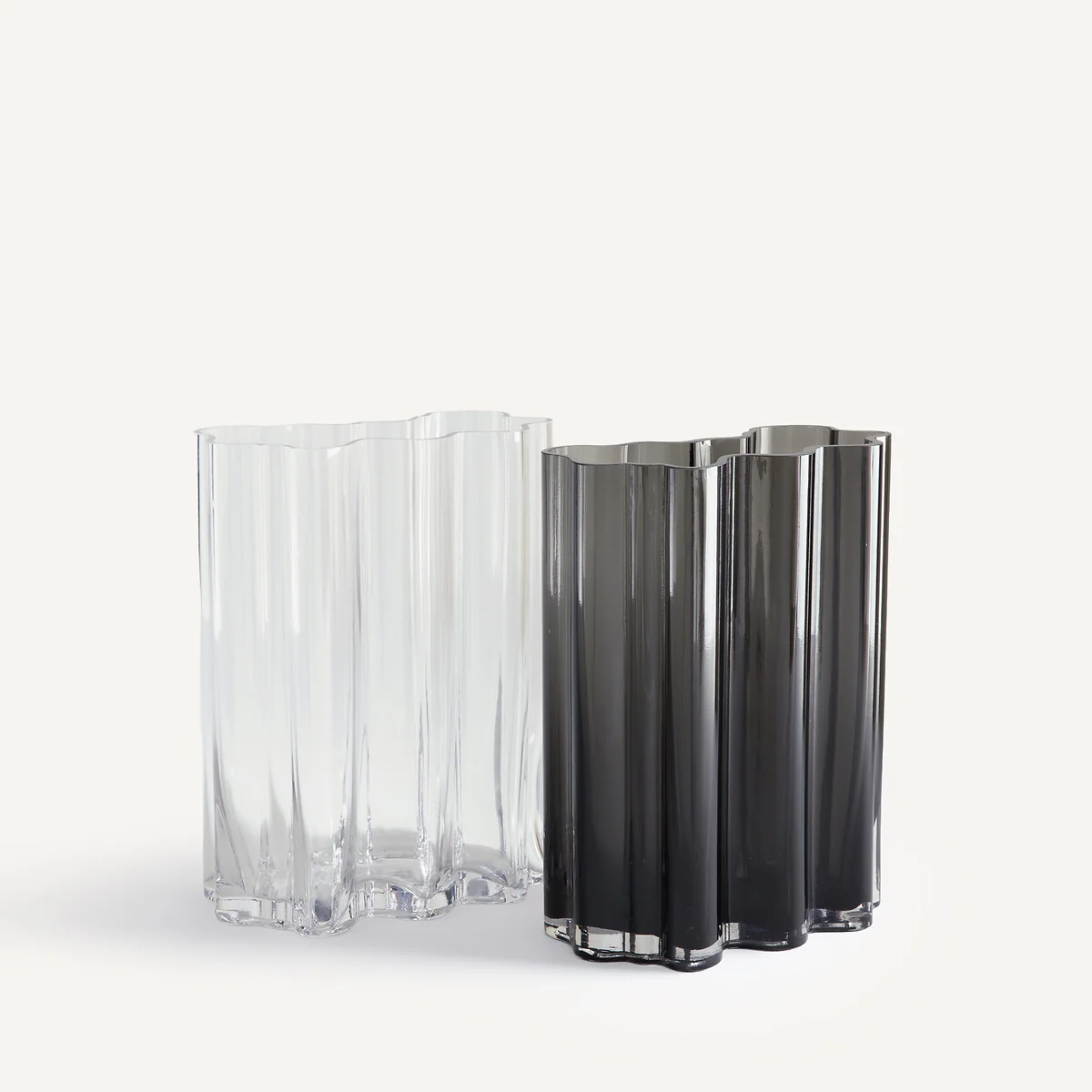 Issey Blown Glass Vase – image 7