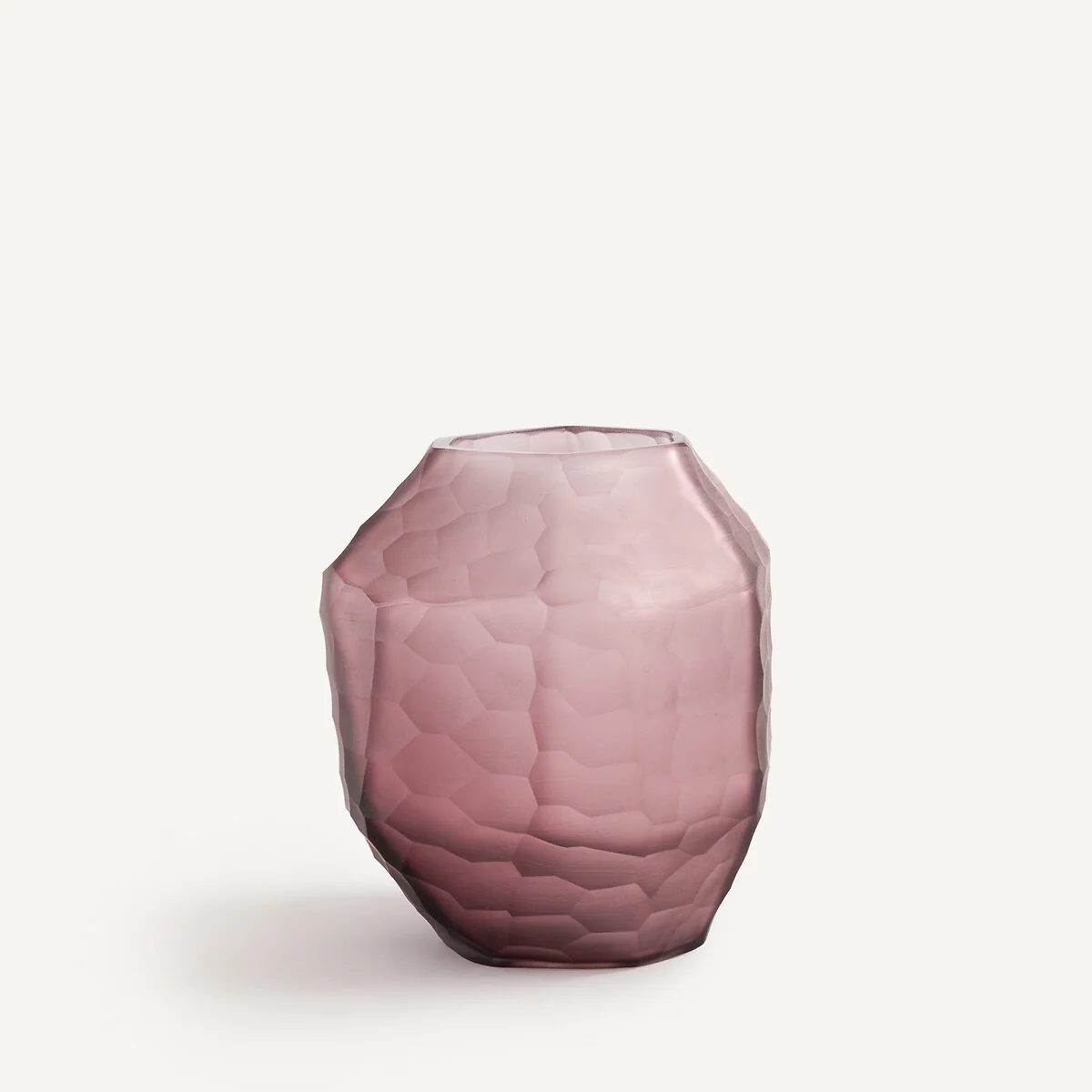 Zenka Vase in Burgundy Frosted Glass – image 2
