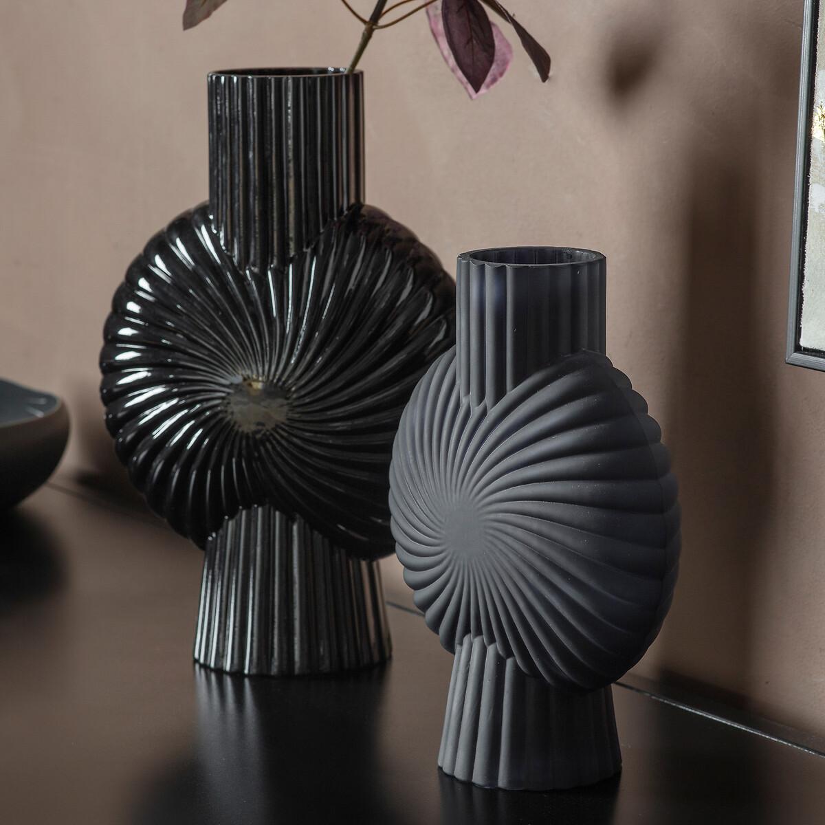 32cm Black Textured Glass Vase – image 3