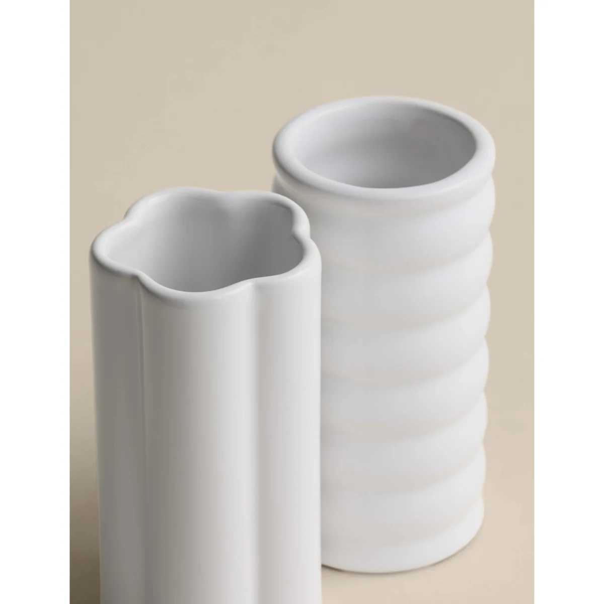 M&S X Kelly Hoppen Set of 2 Glazed Bud Vases White – image 3