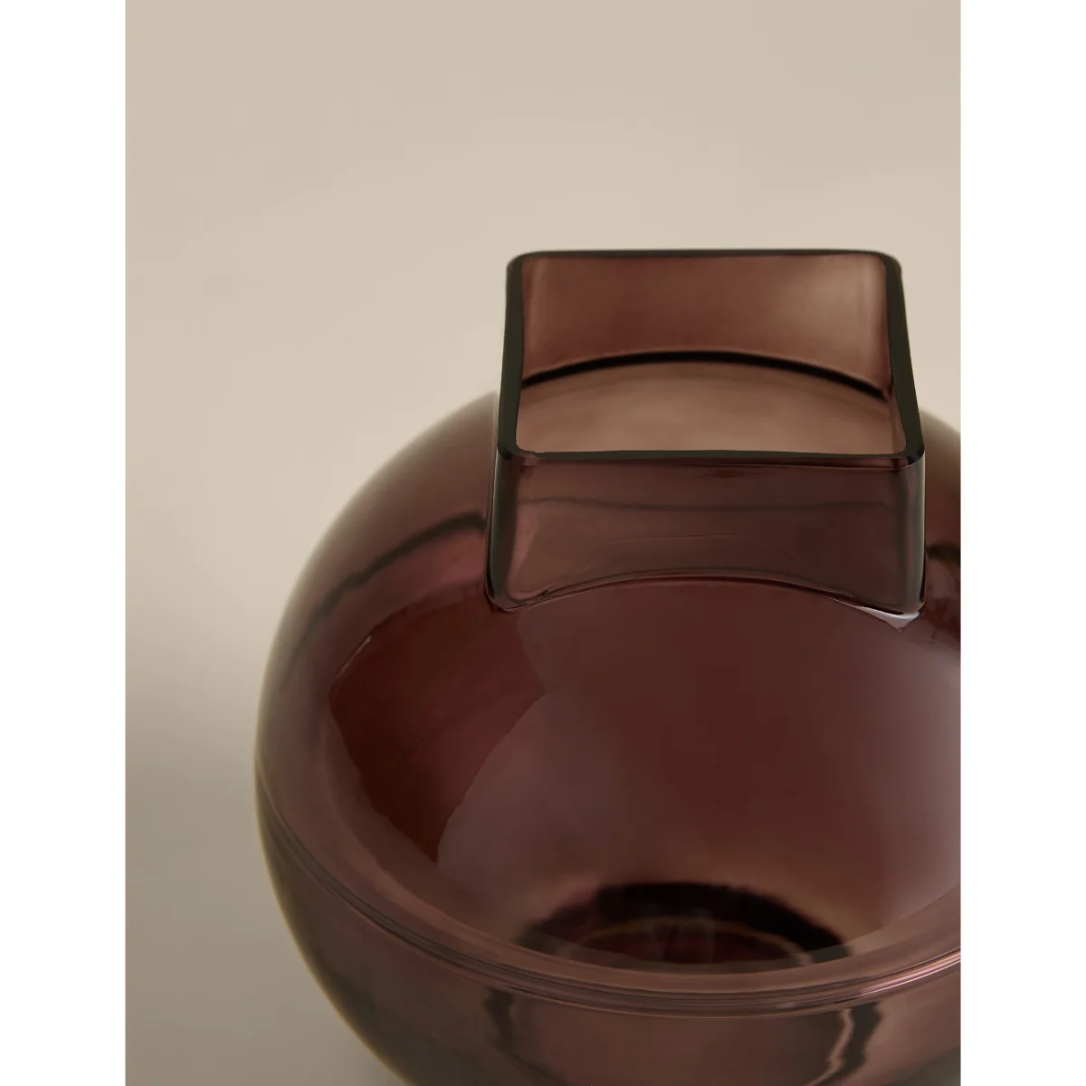 M&S Square Globe Band Vase Purple – image 2