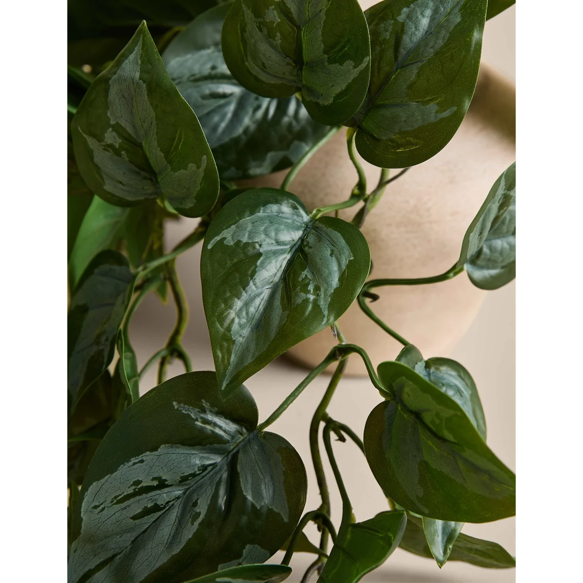 M&S Artificial Trailing Pothos Vase Natural – image 3