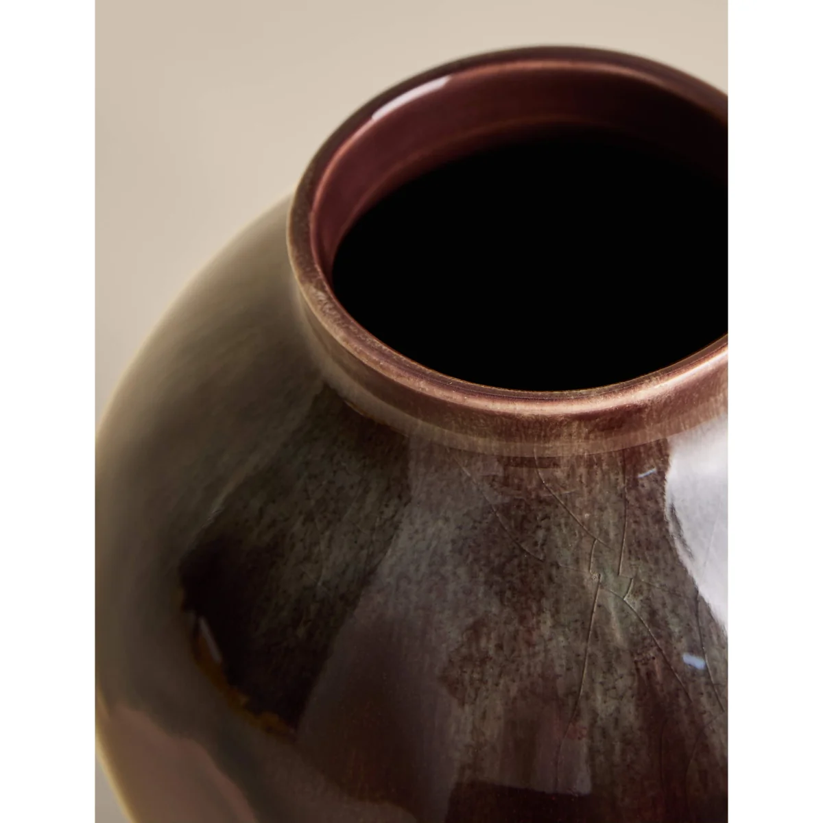 M&S Small Reactive Rounded Ceramic Vase Purple – image 3