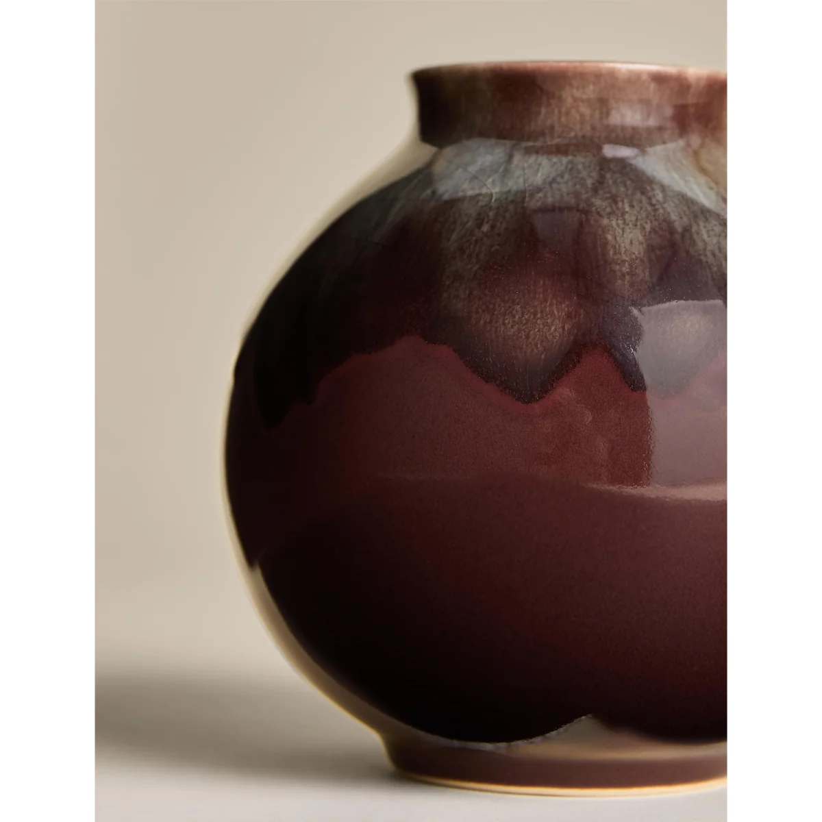M&S Small Reactive Rounded Ceramic Vase Purple – image 4