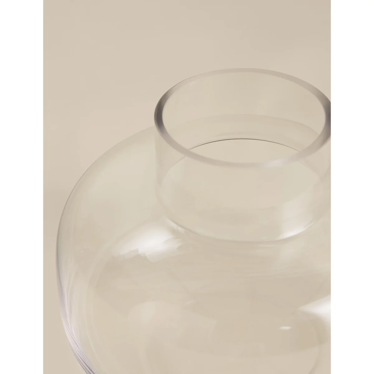 M&S Medium Squat Vase Clear – image 2