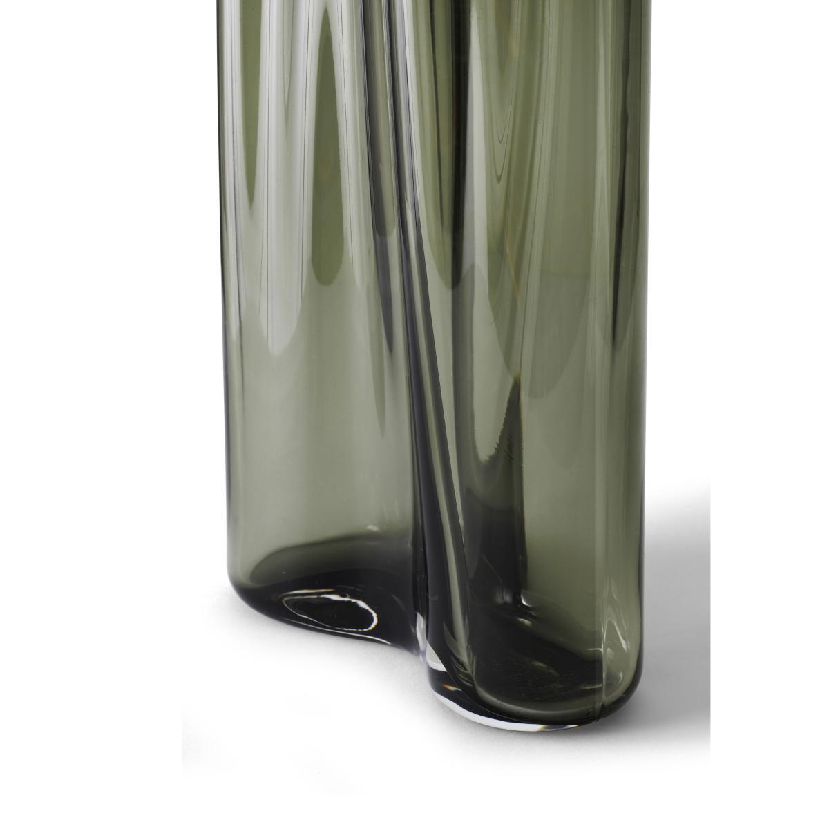 Aer Large Vase - / H 49 - Glass by Menu Grey – image 4