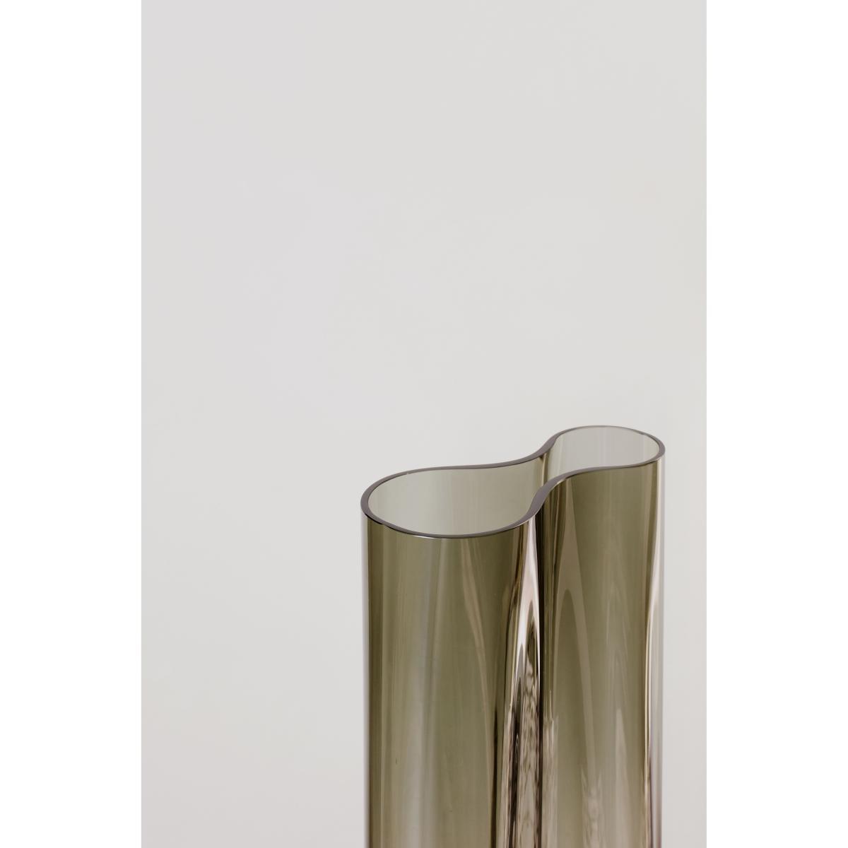 Aer Large Vase - / H 49 - Glass by Menu Grey – image 7