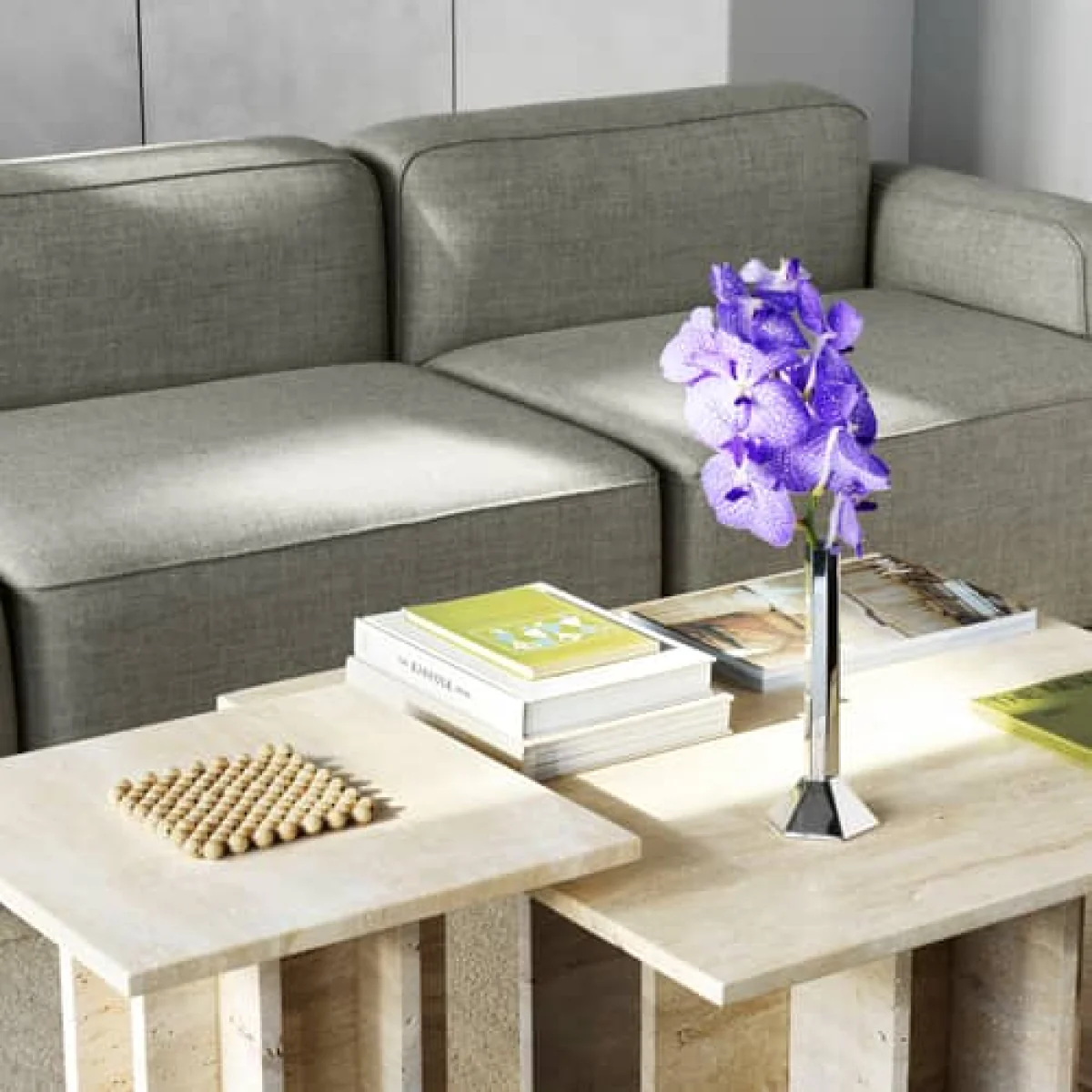 Hexa Small Vase metal / Ø 10 x H 24 cm - Normann Copenhagen – image 3