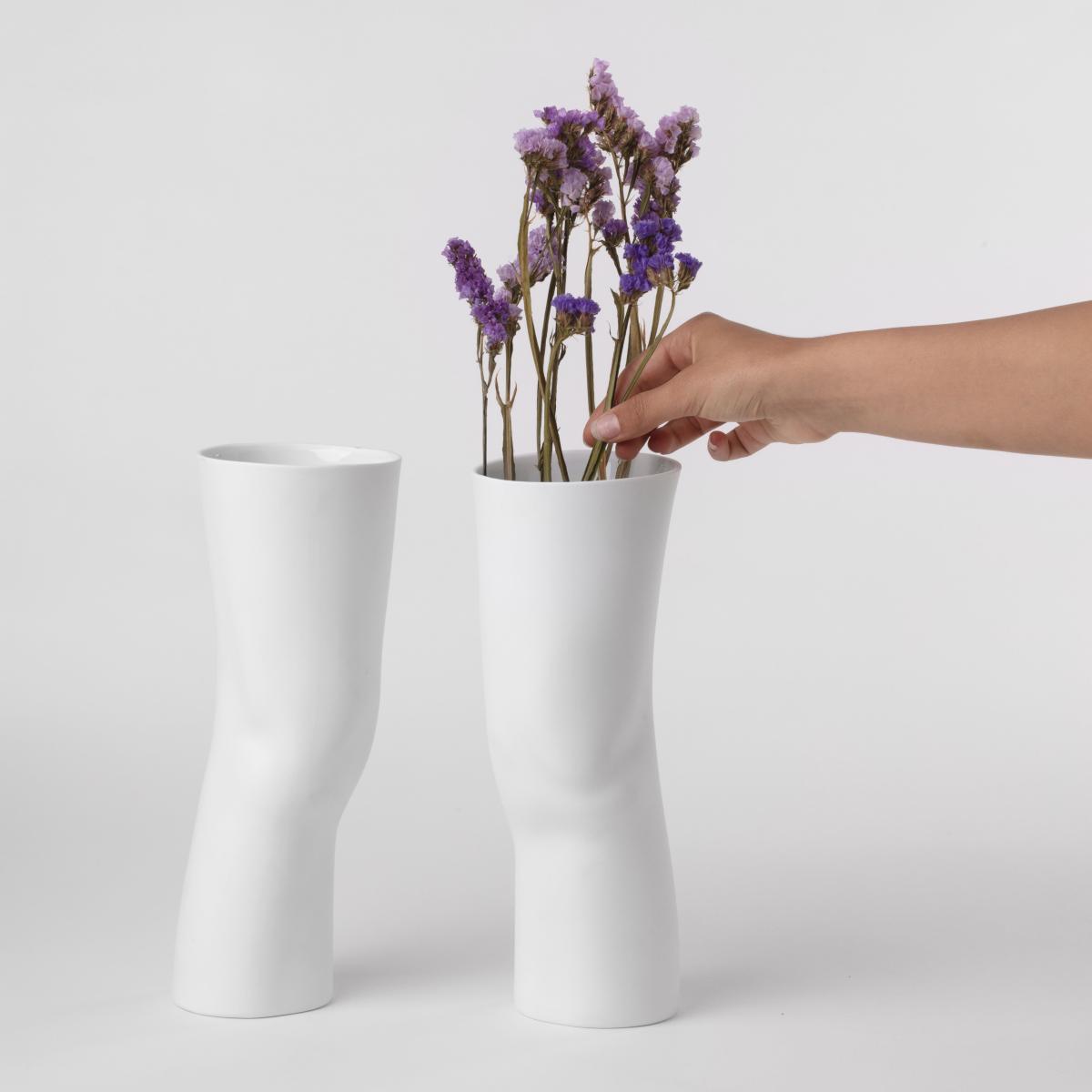 Elle Vase - / Set of 2 - In the shape of legs / Ø 11 x H 30 cm by Seletti White – image 2