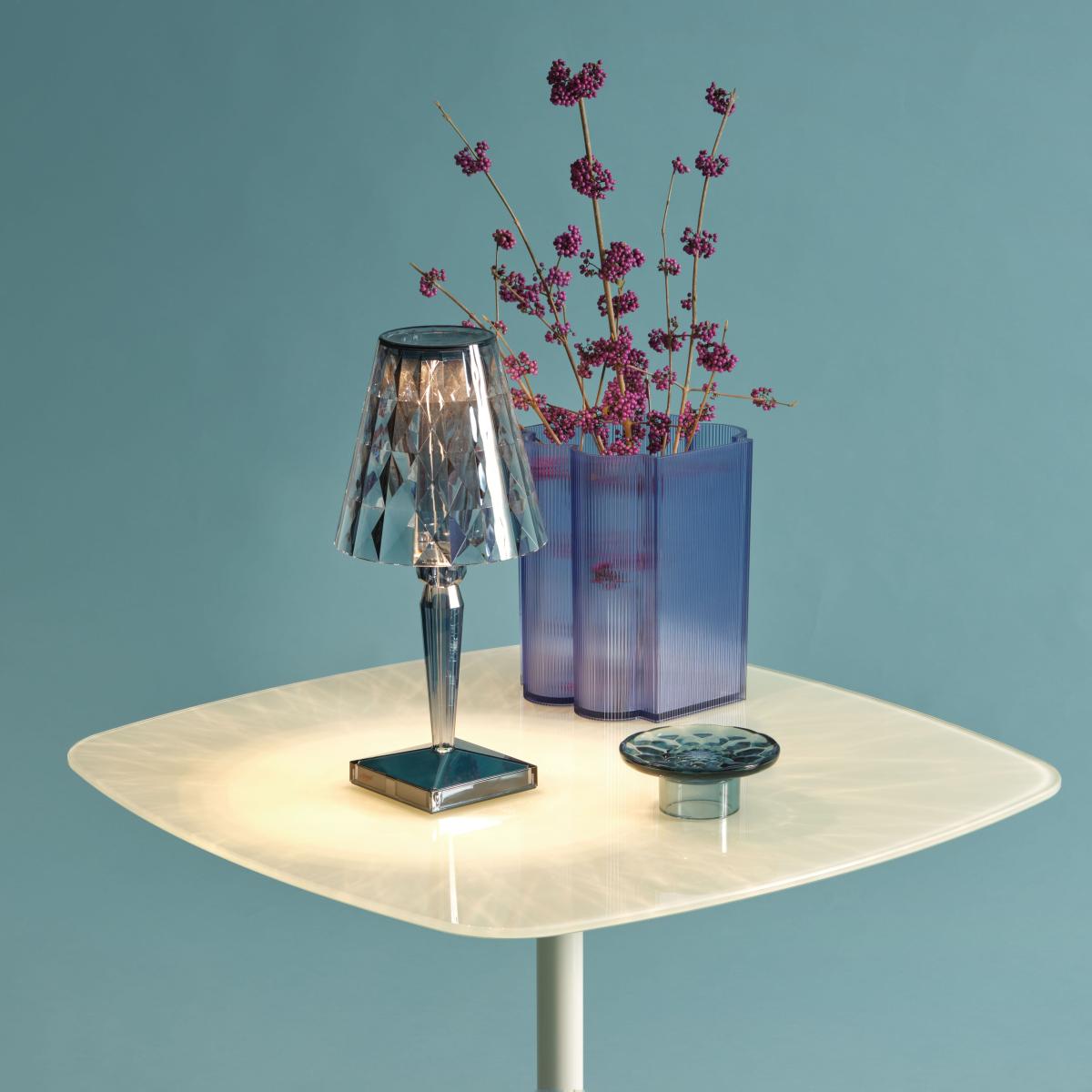 Vase Okra plastic material / H 24 cm - Recycled / Patricia Urquiola, 2023 - Kartell – image 3