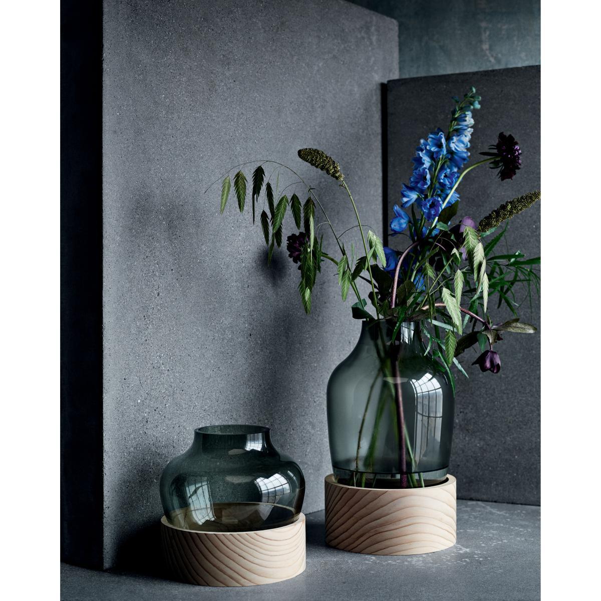 Small Vase - Handblown glass and cedar - H 18,5 cm by Fritz Hansen Transparent/Natural wood – image 4