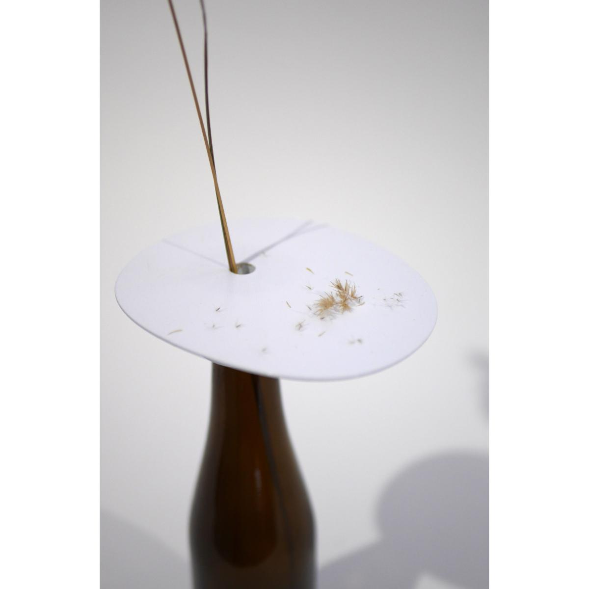 Beer & Add'on Accessory - / For transforming a beer bottle into a single-stem vase by Aequo Design White – image 2