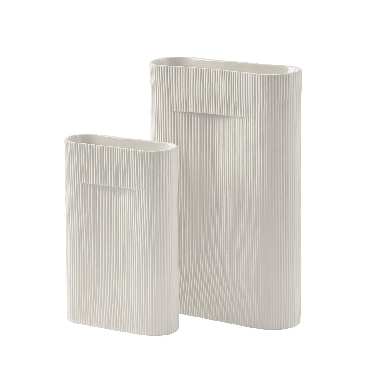 Ridge Medium Vase - / H 35 cm by Muuto White – image 2