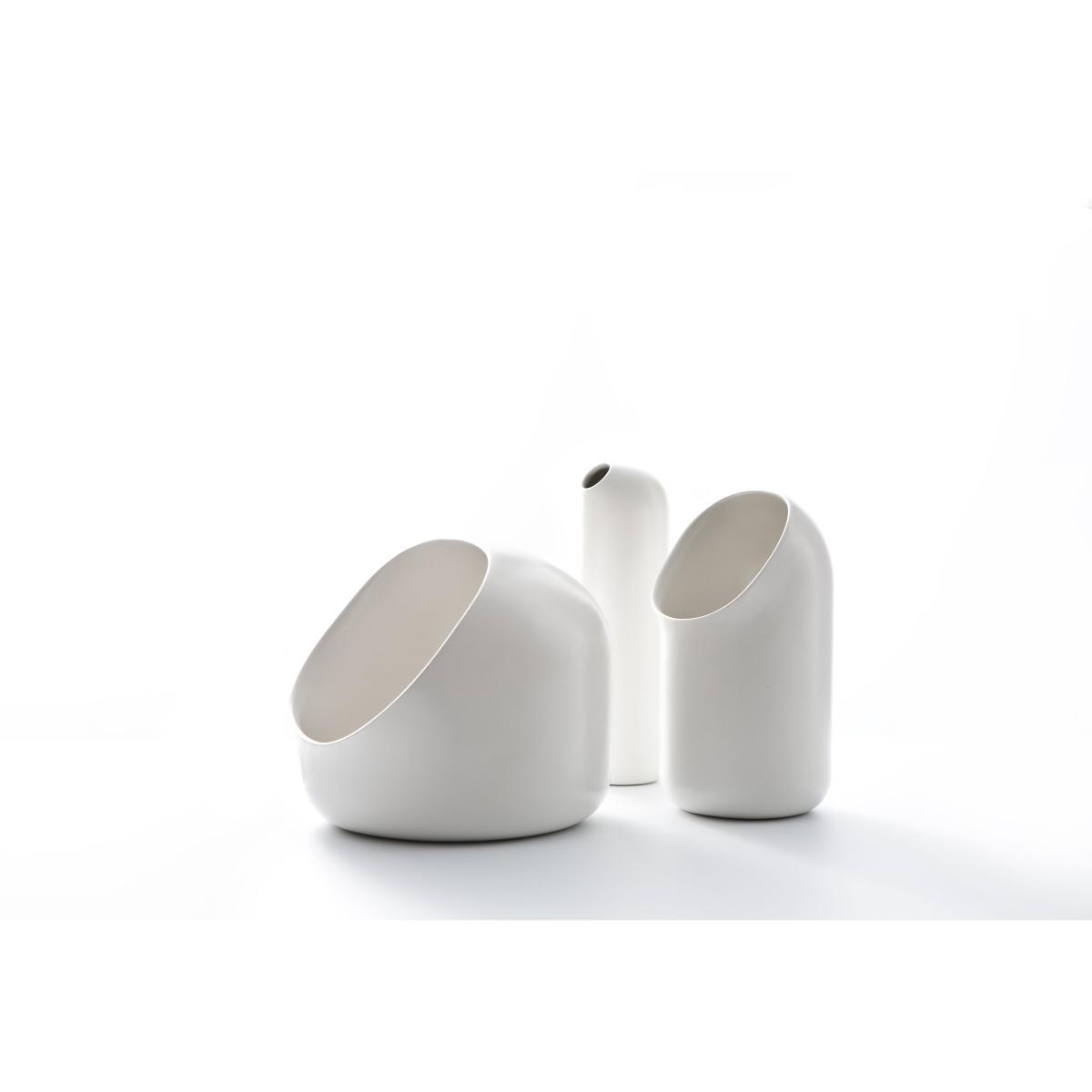 Ô Vase by Moustache White – image 2