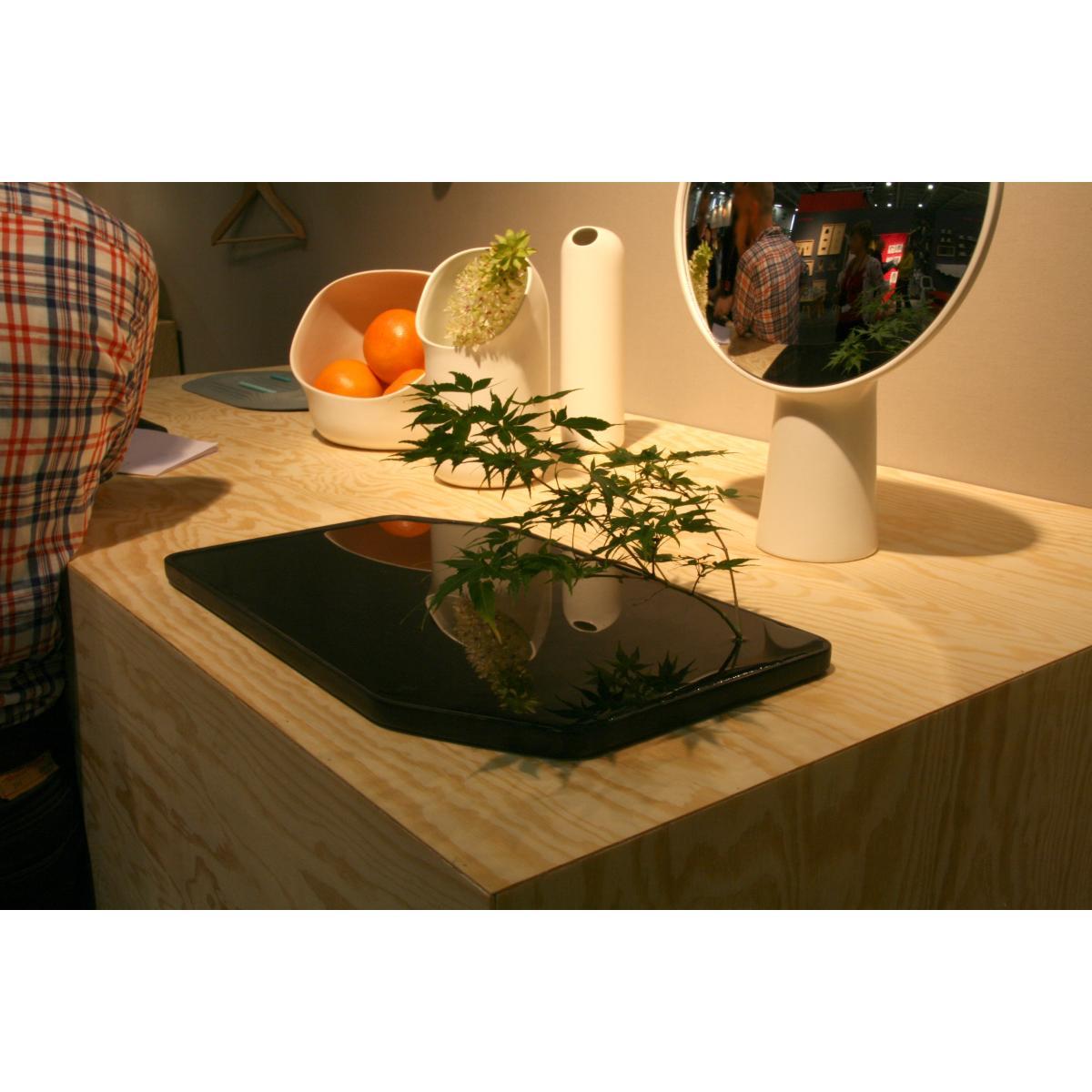 Ô Vase by Moustache White – image 5