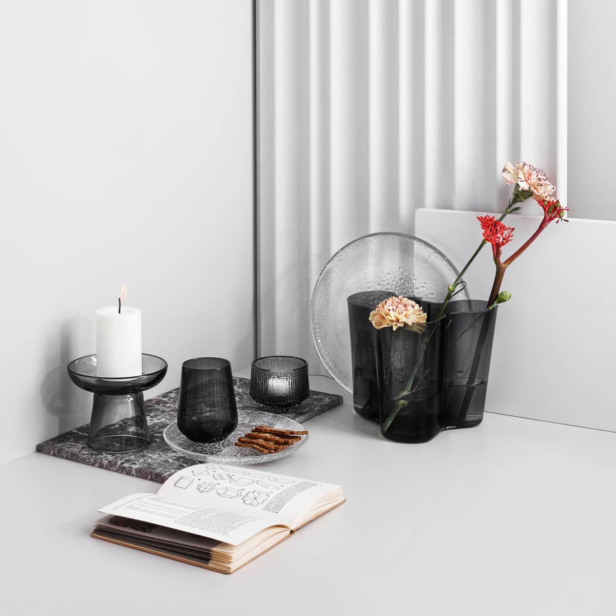Aalto Vase glass grey / 20 x 20 x H 16 cm - Alvar Aalto, 1936 - Iittala – image 2
