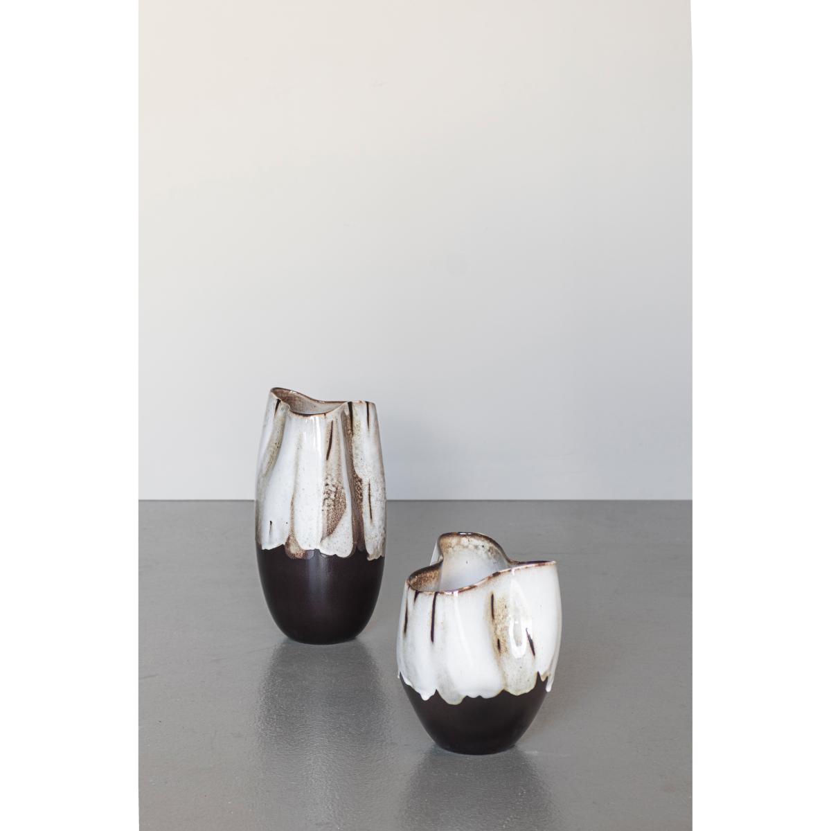 Mette Ditmer By Hand vase small 24.5 cm Off-white – image 3