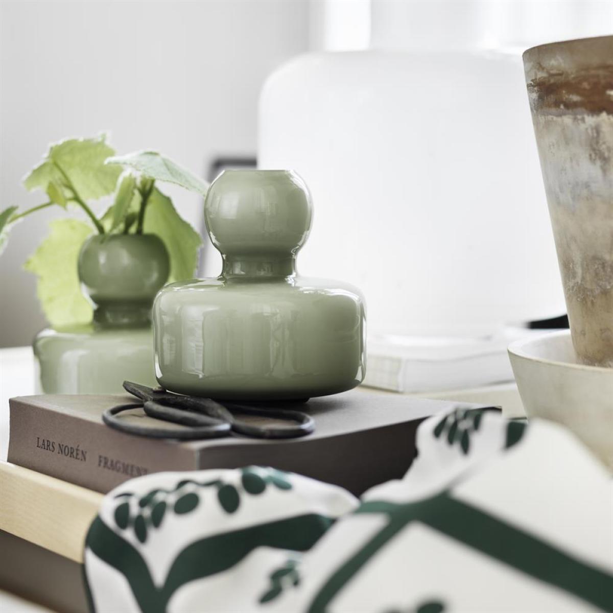 Flower vase olive green – image 4