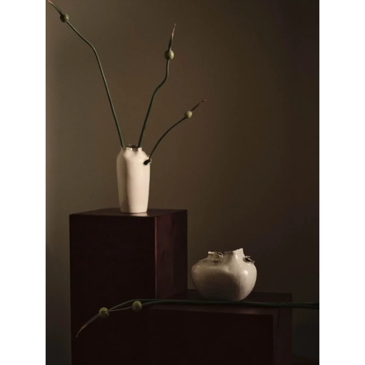 Ferm Living Tereo vase Off-white speckle 27 cm – image 5