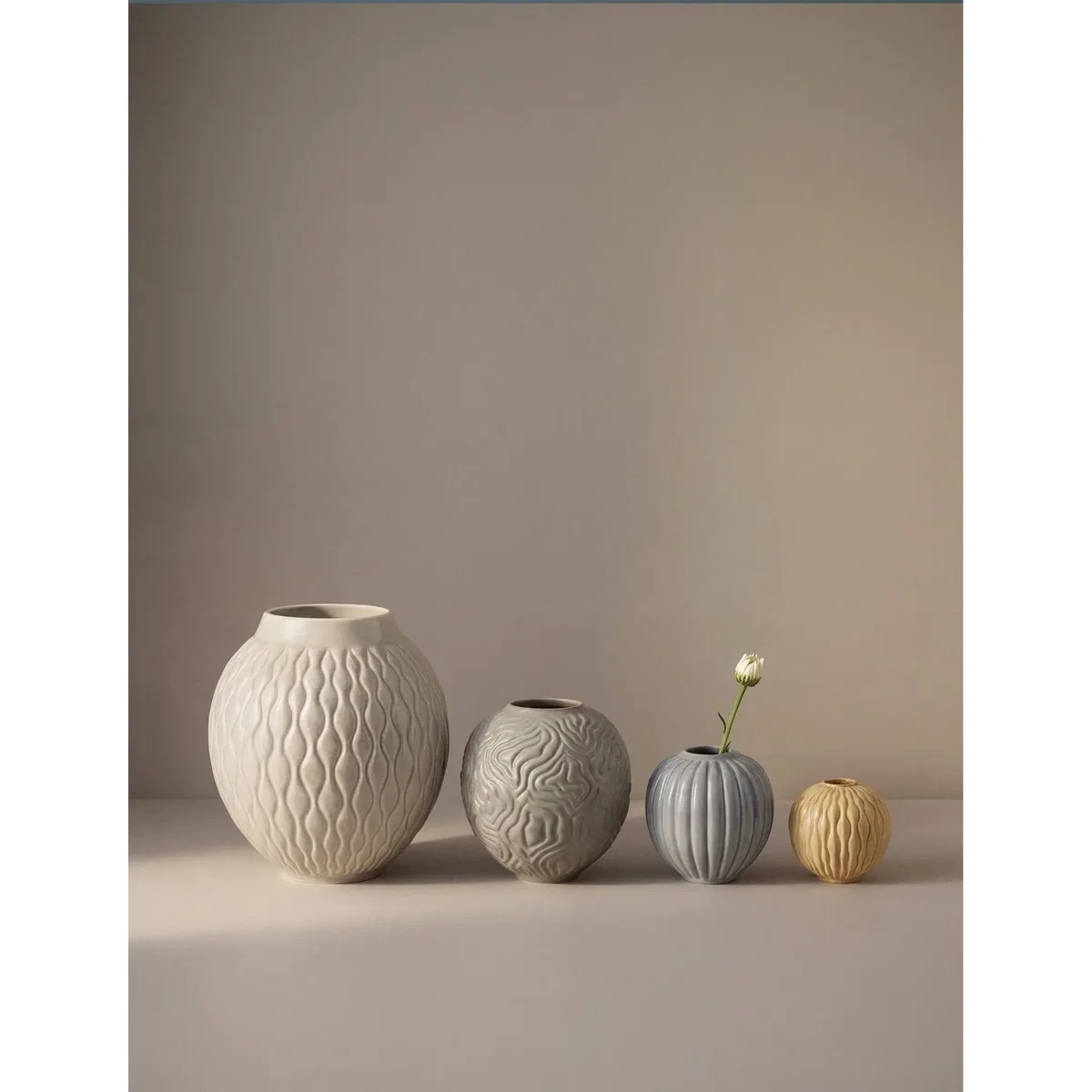 Knabstrup Keramik Solum vase Sage 15 cm – image 3