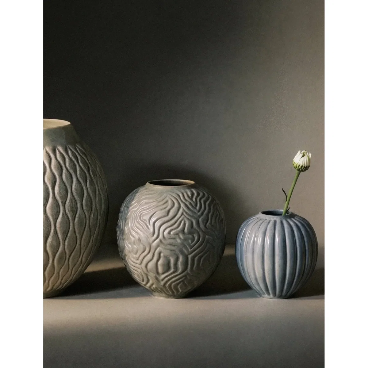 Knabstrup Keramik Solum vase Sage 15 cm – image 4
