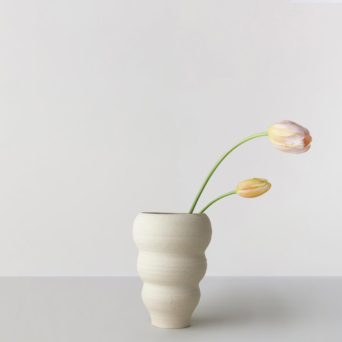 Hand turned vase no. 60 Curved Vanilla – image 3