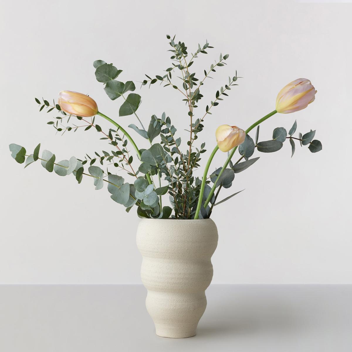 Hand turned vase no. 60 Curved Vanilla – image 4