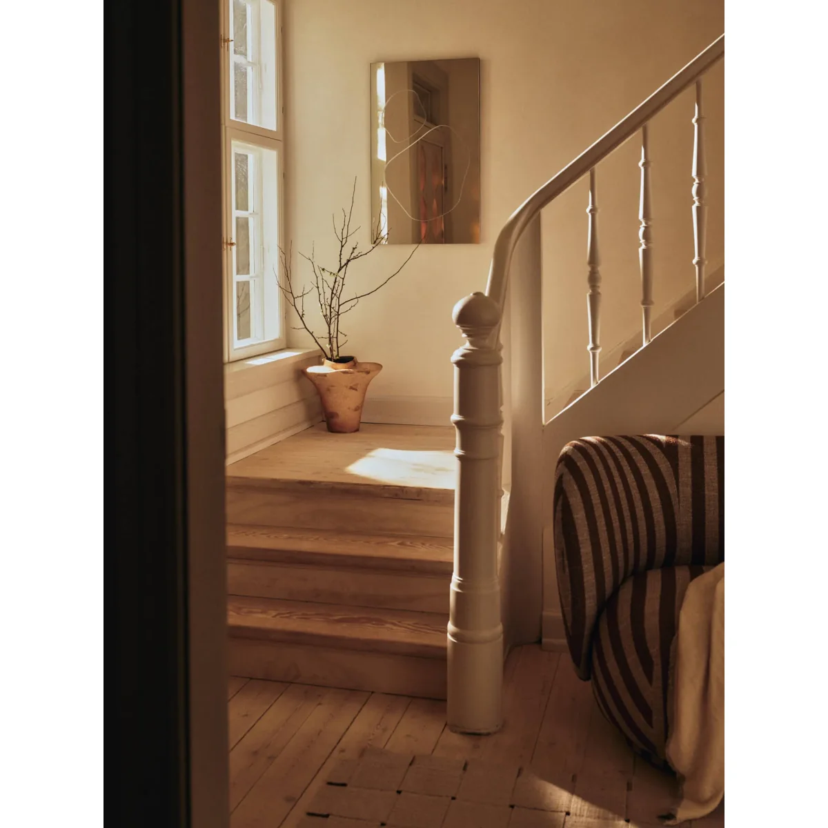 Ferm Living Evio vase Burnt umber Ø35x53 cm – image 5