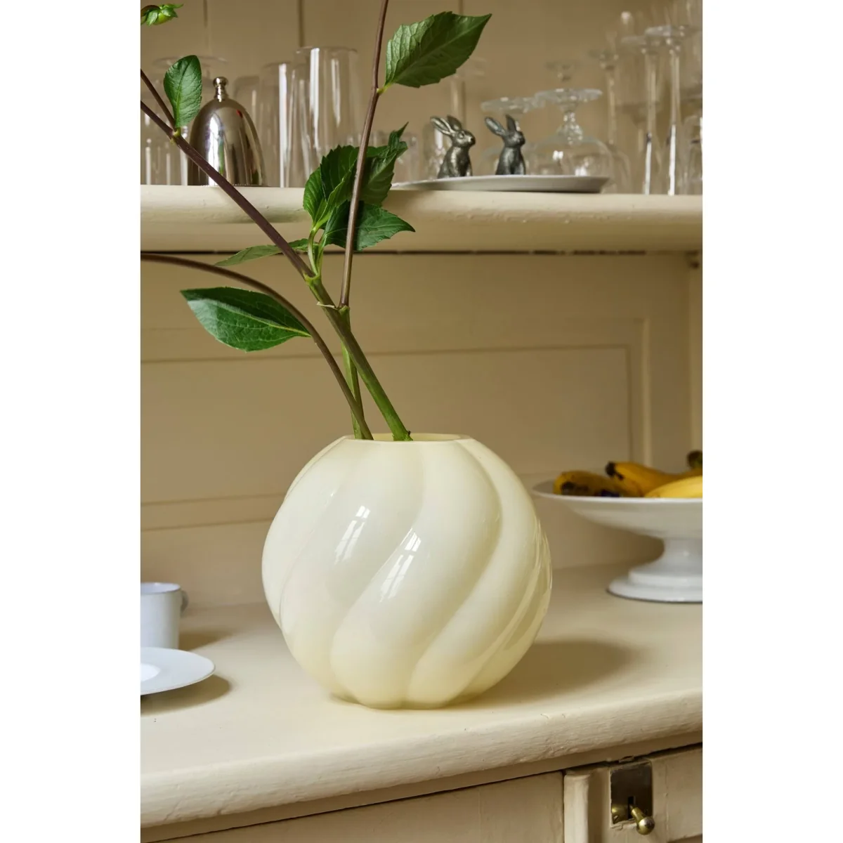 Cooee Design Twist ball vase 20 cm Butter yellow – image 5