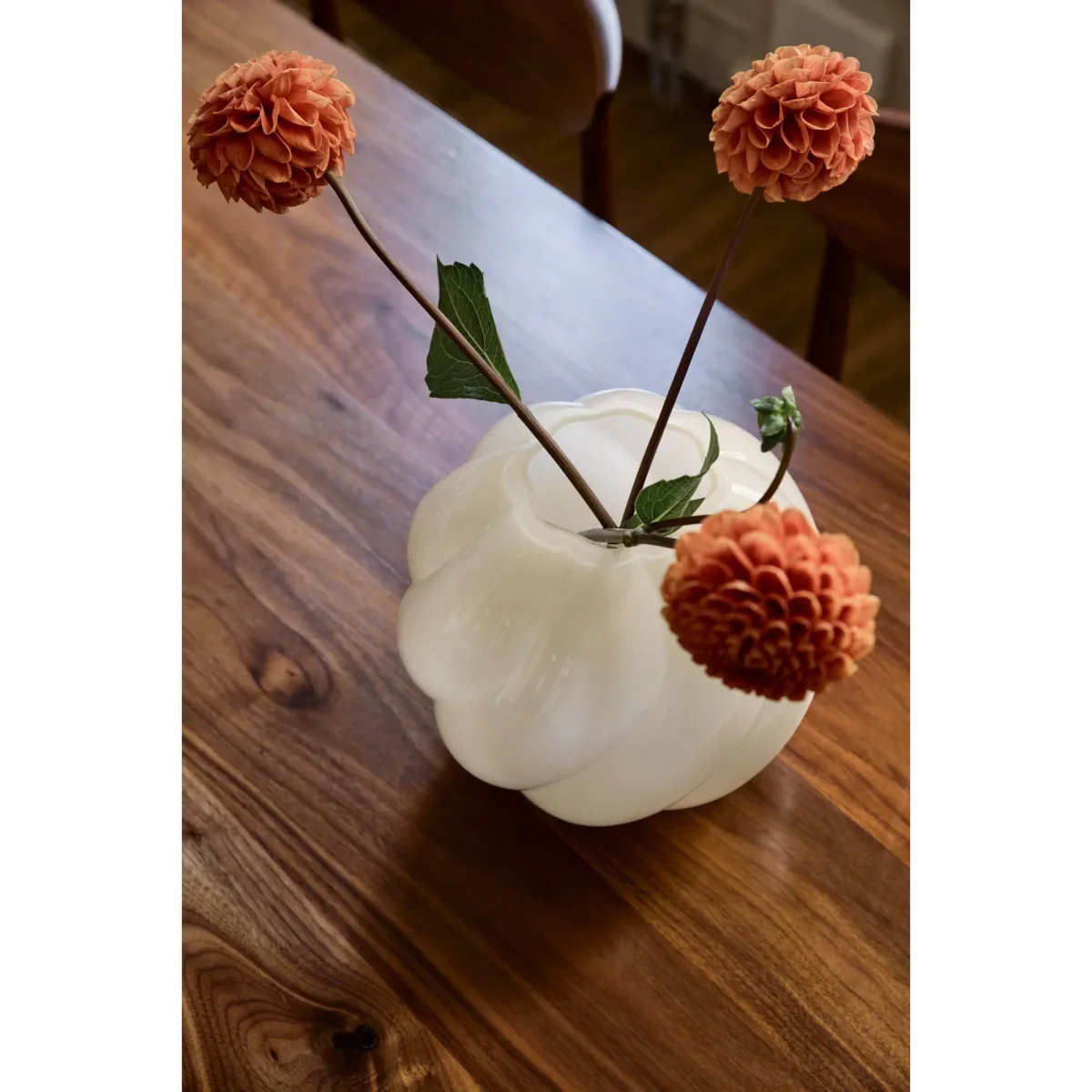 Cooee Design Twist ball vase 20 cm Butter yellow – image 6