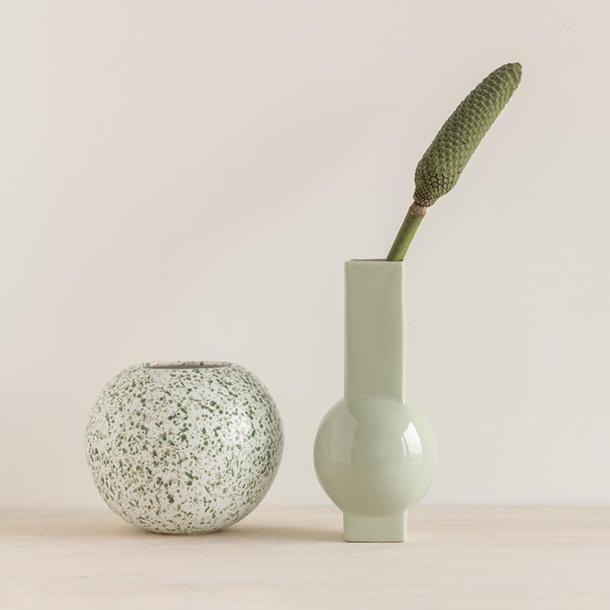 URBAN NATURE CULTURE Nevio vase 18 cm Green – image 2