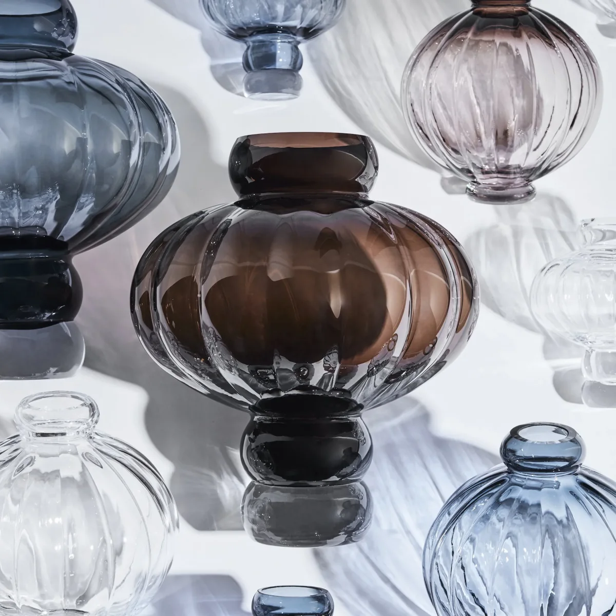 Balloon vase 20 cm clear – image 1