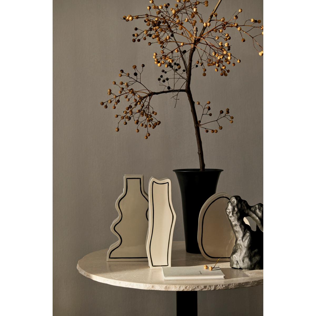 ferm LIVING Paste vase rounded 28 cm Off-white – image 3