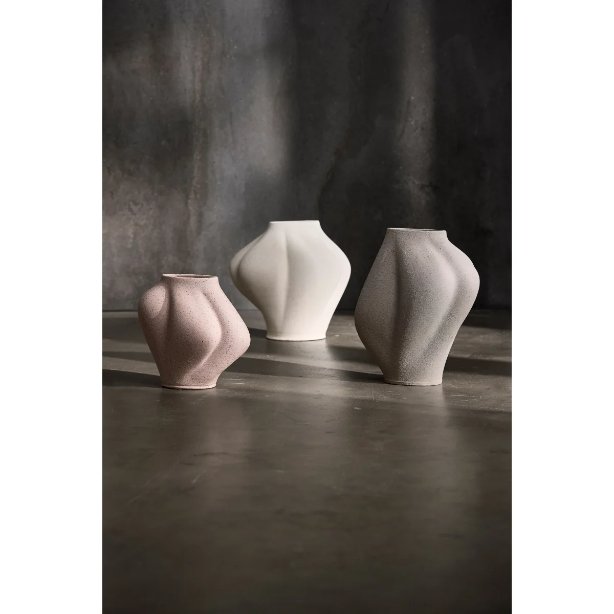 AYTM Saltare vase Cream Ø15x25 cm – image 6