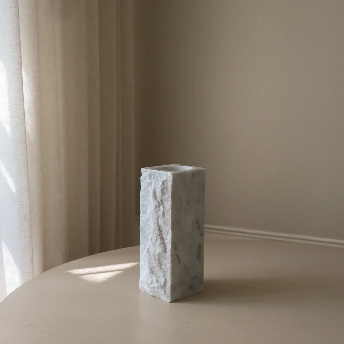 Botané Carrara Edge marble vase Medium 30 cm – image 2