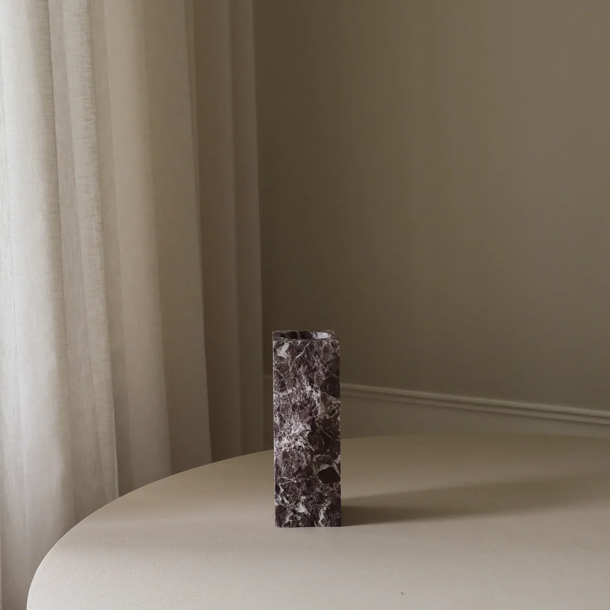 Botané Rosso Levanto Edge marble vase Small 25 cm – image 2