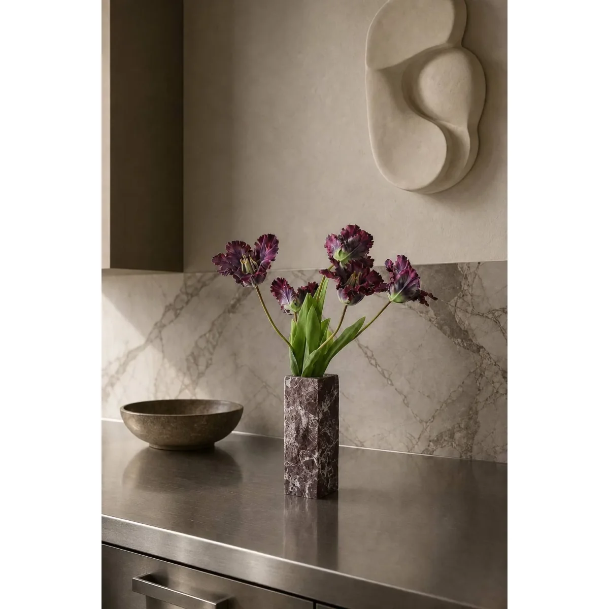 Botané Rosso Levanto Edge marble vase Small 25 cm – image 4